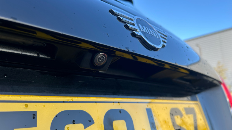 MINI Hatchback 1.5 Cooper Sport II 3dr Petrol Hatchback